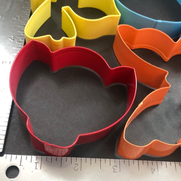 VTG cookie cutters Spring dragonfly flower lot - Picture 5 of 8